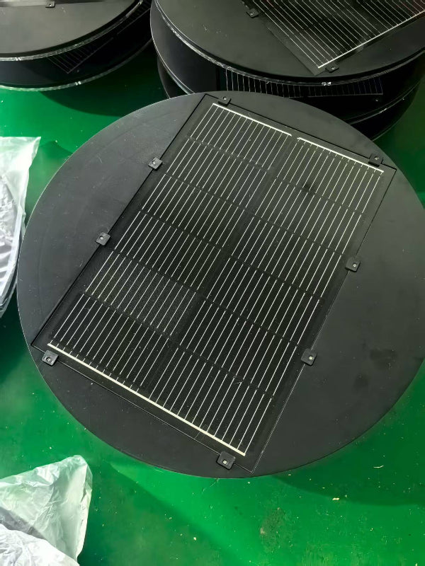 Lampe solaire à LEDs D61 228W