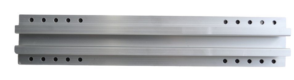 Rail Mycro pour toitures en bac acier